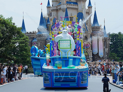 2025】夏休みディズニーの過ごし方♪おすすめの回り方やイベント情報も！