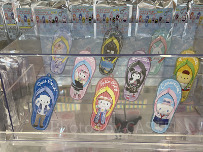 ビーチサンダル型アクリルキーホルダー