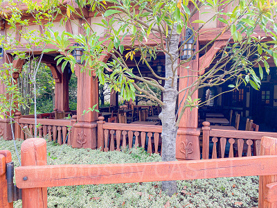 美女と野獣エリア