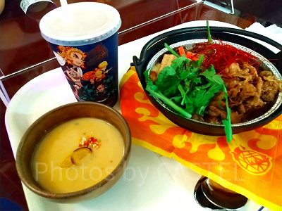 牛鍋&焼きカレーセット(2021年撮影)
