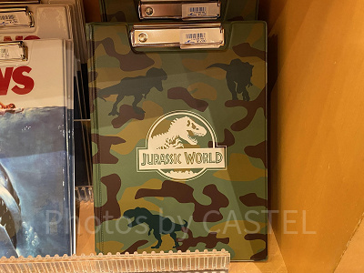 ジュラシックワールドのロゴ入りバインダー