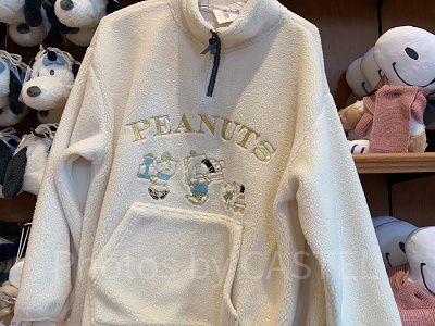 スヌーピーボアハーフジップトレーナー（USJクリスマスグッズ2023）