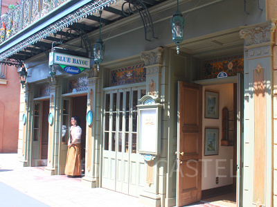 ディズニーランドのレストラン予約はお早目に！