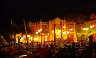 アトラクションとレストランでは貴重な○○が見られる？