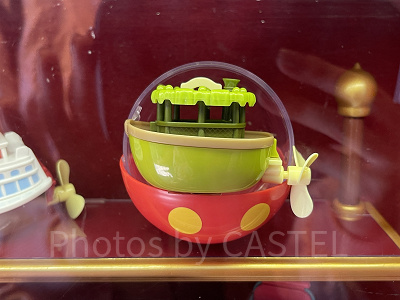 ディズニーリゾートカプセルトイ　ガチャガチャ 東京ディズニーリゾートのアトラクションをモチーフにした