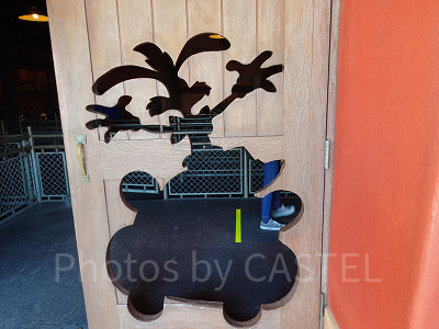 ロジャーラビットのカートゥーンスピン：ロジャーが暴走して空けた穴