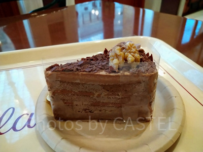 チョコレートケーキ ：750円