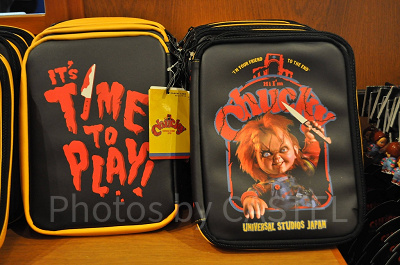 ユニバハロウィン2022グッズ：チャッキーのガジェットケース