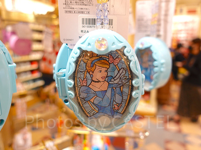 シンデレラ光るペンダント