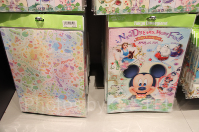 クリアホルダー