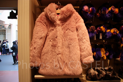 コート（ピンク）：正面