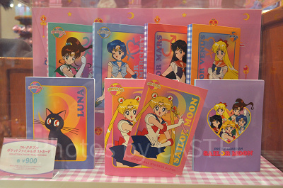 コレクタブルポケットファイル＆ポストカード（USJ×セーラームーングッズ）