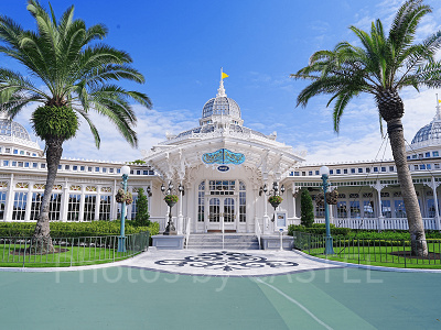 クリスタルパレス・レストラン