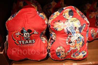 【ディズニー】ミッキー90周年デザイン シグニチャー ココット・ロンド 18cm ディズニー】ミッキー90周年デザイン シグニチャー ココット