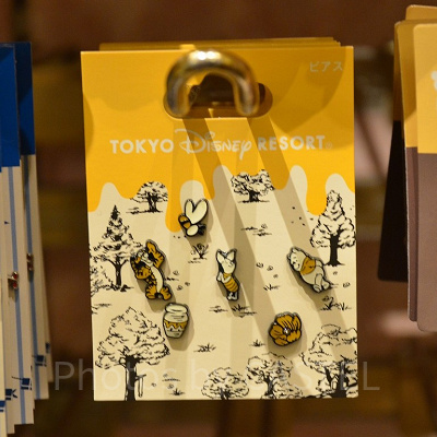 プーさんのかわいいピアス