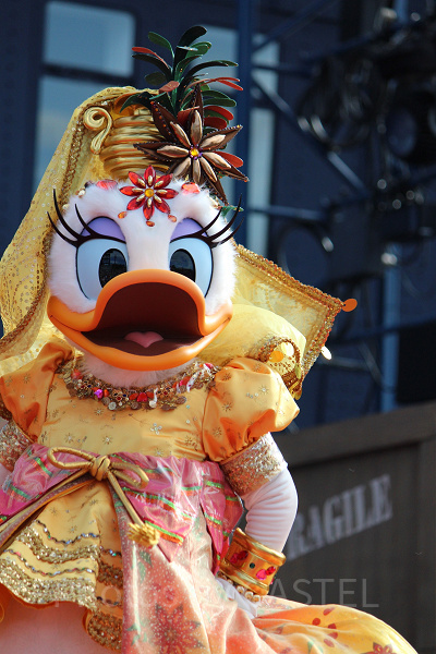 テーブル・イズ・ウェイティング】トータリー・ミニーマウスで復活