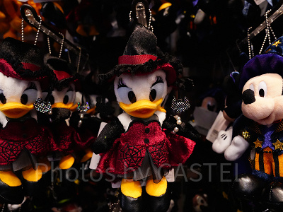 デイジーぬいぐるみバッジ(2022年ディズニーハロウィングッズ)