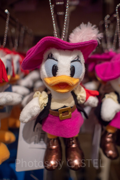 デイジーぬいぐるみバッジ