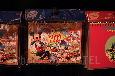 卓上カレンダー（ミッキー＆フレンズ）