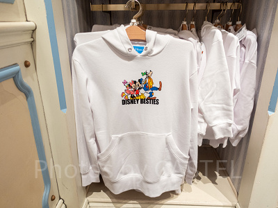 ディズニーベスティーズパーカー（キッズ）