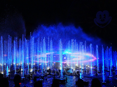 ディズニーカリフォルニアアドベンチャー：ワールオ・オブ・カラー