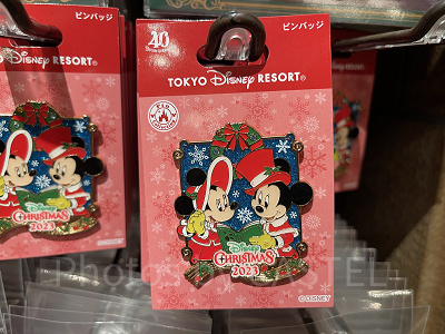 Disney - ディズニー　ホワイト　クリスマス　リンリン　バッジ ディズニー ミッキー ミニー ぬいぐるみバッジ ホワイト