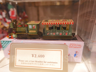 ディズニー・クリスマス・リルリンリングッズ:ディズニー・ビークルコレクション<トミカ>セット