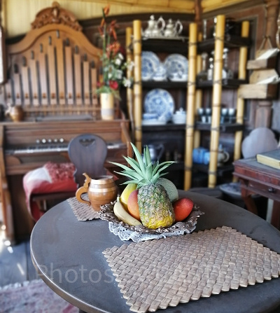 ディズニークイズ：このパイナップルが置いてあるアトラクションは？