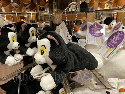 ディズニー肩のせぬいぐるみ（フィガロ）