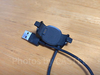 カリフォルニアアナハイムディズニー：マジックバンド＋の充電アダプター