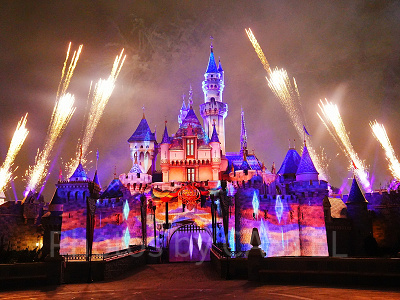 カリフォルニアアナハイムディズニー：夜の楽しみ方