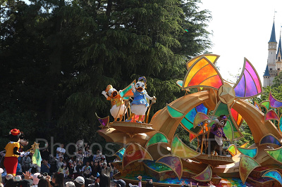 ディズニーランド5月混雑状況レポート:ディズニー・ハーモニー・イン・カラー