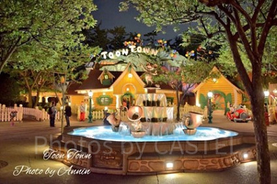 ディズニーランド夜景おすすめスポット：トゥーンタウン広場