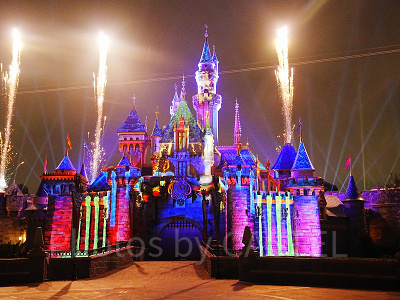 カリフォルニア・アナハイムディズニーランドリゾートのショー：ワンダラス・ジャーニーズ