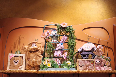 レジの後ろにあるディスプレイ