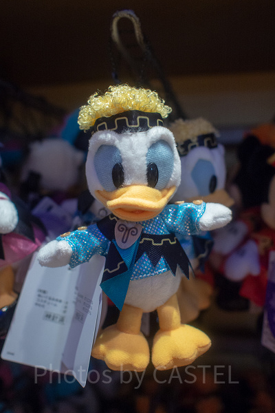 ドナルドぬいぐるみバッジ