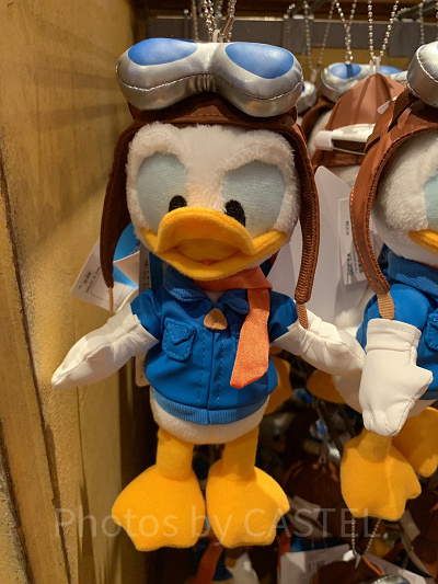 ドナルドぬいぐるみバッジ