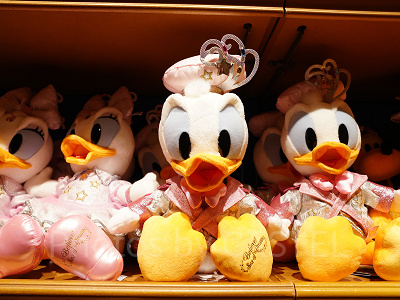 ビリーブドナルドぬいぐるみ、タイムトゥシャインドナルドぬいぐるみバッチセット 2025年最新ビリーヴ ドナルドの人気アイテム - メルカリ