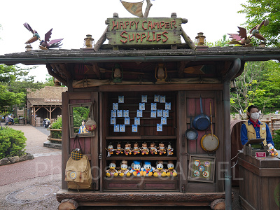 ハッピーキャンパーサプライのドナルドの誕生日デコレーション