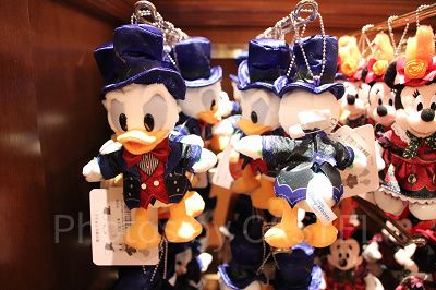 ベスト＋ジャケットでオシャレにきめたドナルドのぬいば