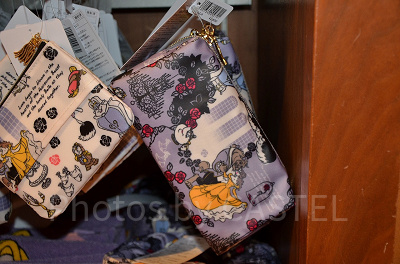 ダブルファスナーポーチ