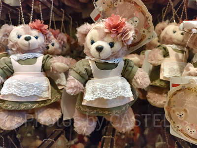 ダッフィー&フレンズのサークル・オブ・フレンドシップ:シェリーメイのぬいぐるみバッジ