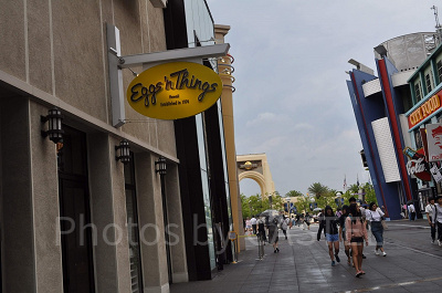 エッグスシングス看板／ユニバーサルシティウォーク大阪