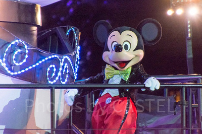 ファンタズミック！ キャラクターバージ上（TDS・夜） 設定：300㎜ SS1/160 F6.3 ISO2000 （トリミングあり）