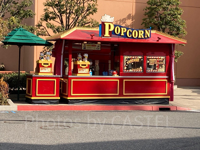 ワンダーランド入口のフードカート