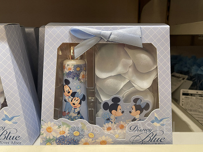 disney blue ever after グラス、ハンドクリーム入浴剤セット