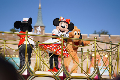 グリーティングパレード