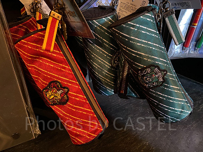 ハリーポッターの筒形ペンケース