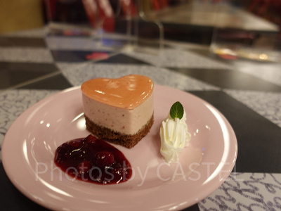 ハートのストロベリームース