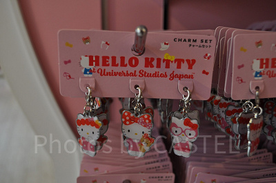 ハローキティ　チャームセット（3個）
